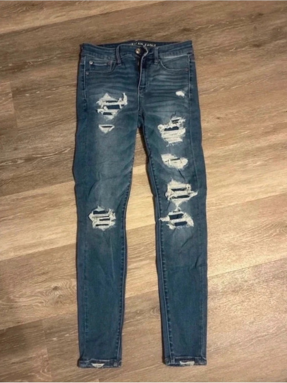 American Eagle Outfitters Women's NLS Blue Ripped Skinny Jeans Size 4